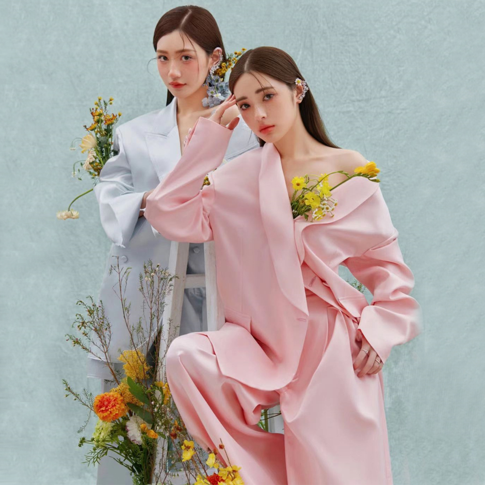 Ethnic Fashion Images - New Ladies' Suit Set for Studio
