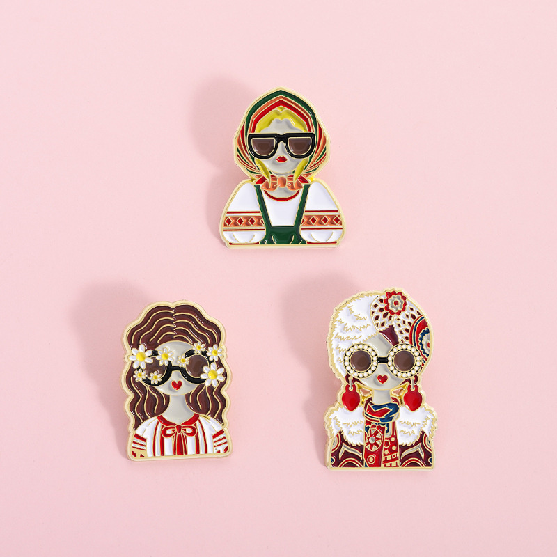 Cartoon Russian Girls Characte - Ethnic Fashion Images recension och pris