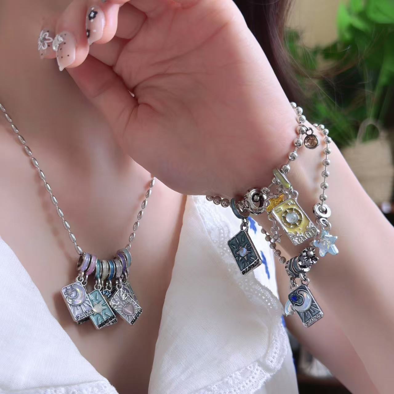 Vintage Magic Witch Divination - Ethnic Fashion World recension och pris
