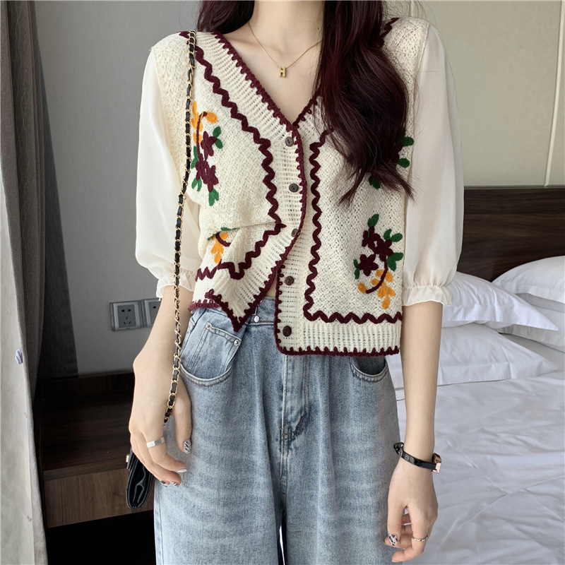 Korean Style Embroidered Desig - Ethnic Clothing & Online Fashion Store Khaadi Pk recension och pris