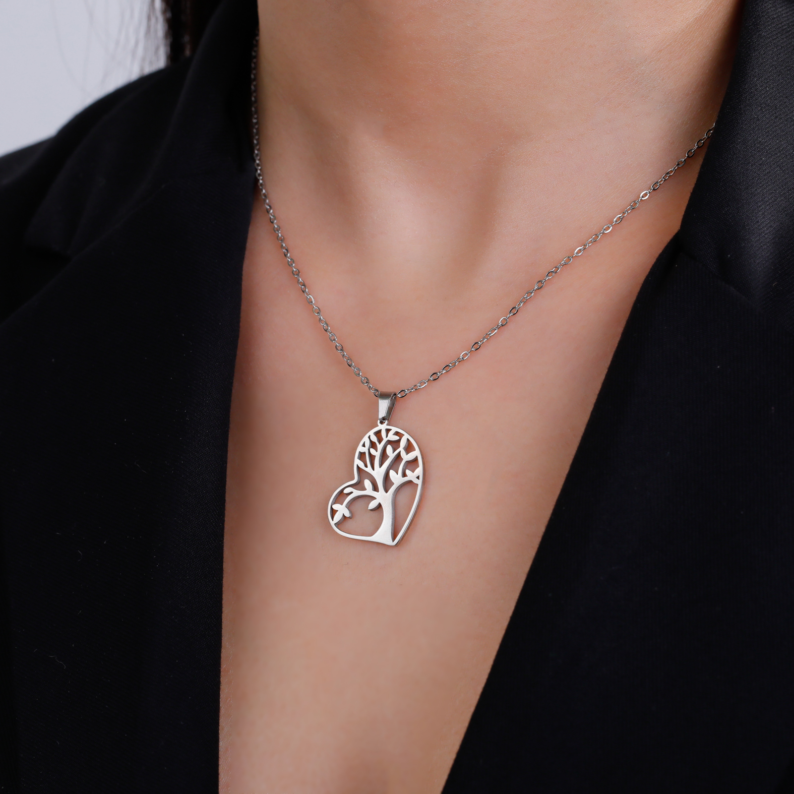 Unift Unique Tree of Life Hear - Ethnic Fashion World recension och pris